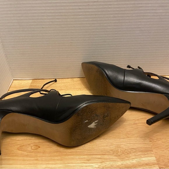 Tesori Women’s Black Almond Toe Lace Up High Heels Size 9.5. - Picture 7 of 8